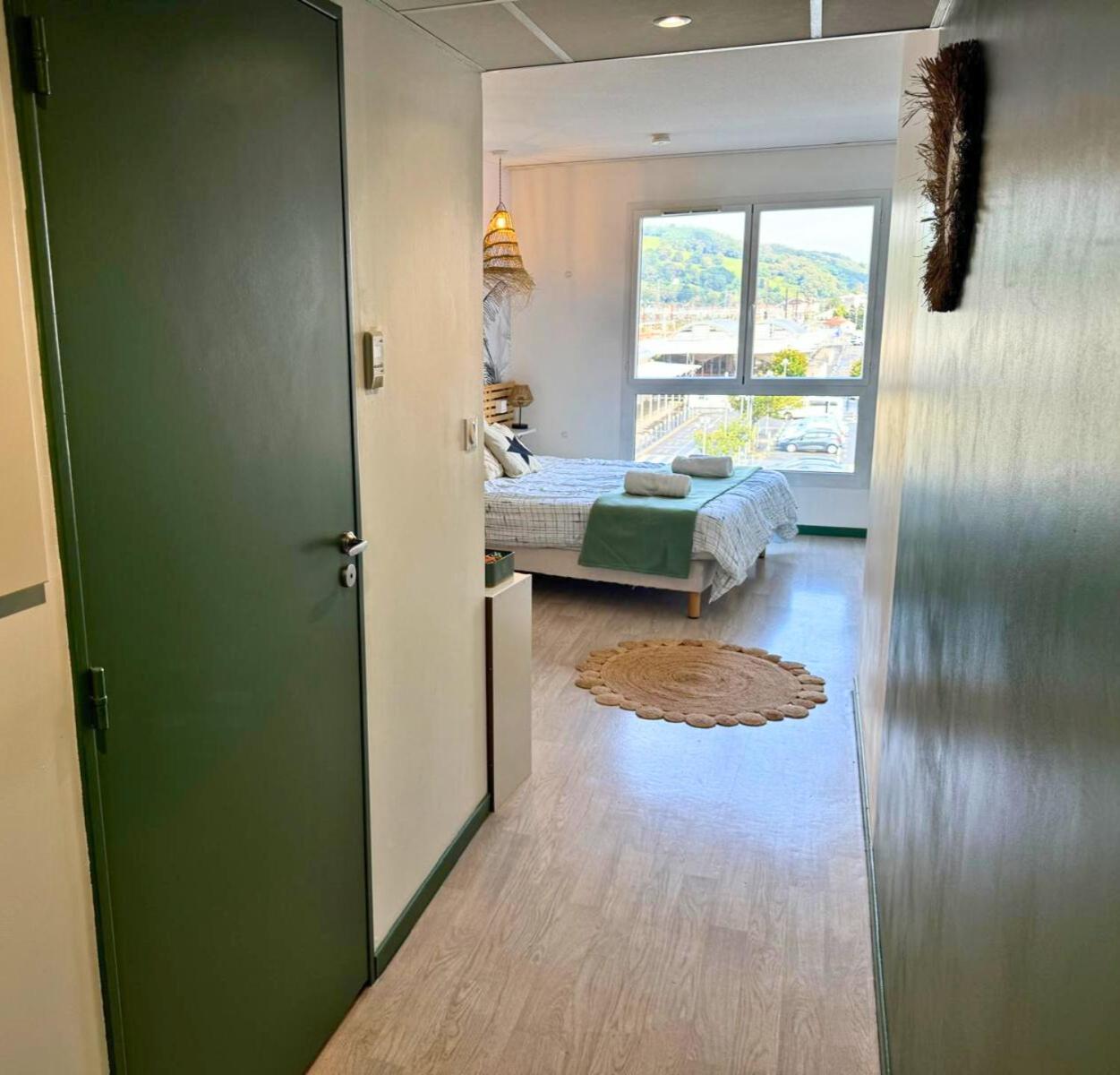 Oasis - Wifi, Clim, Vue, Equipe Appartement Lourdes Buitenkant foto