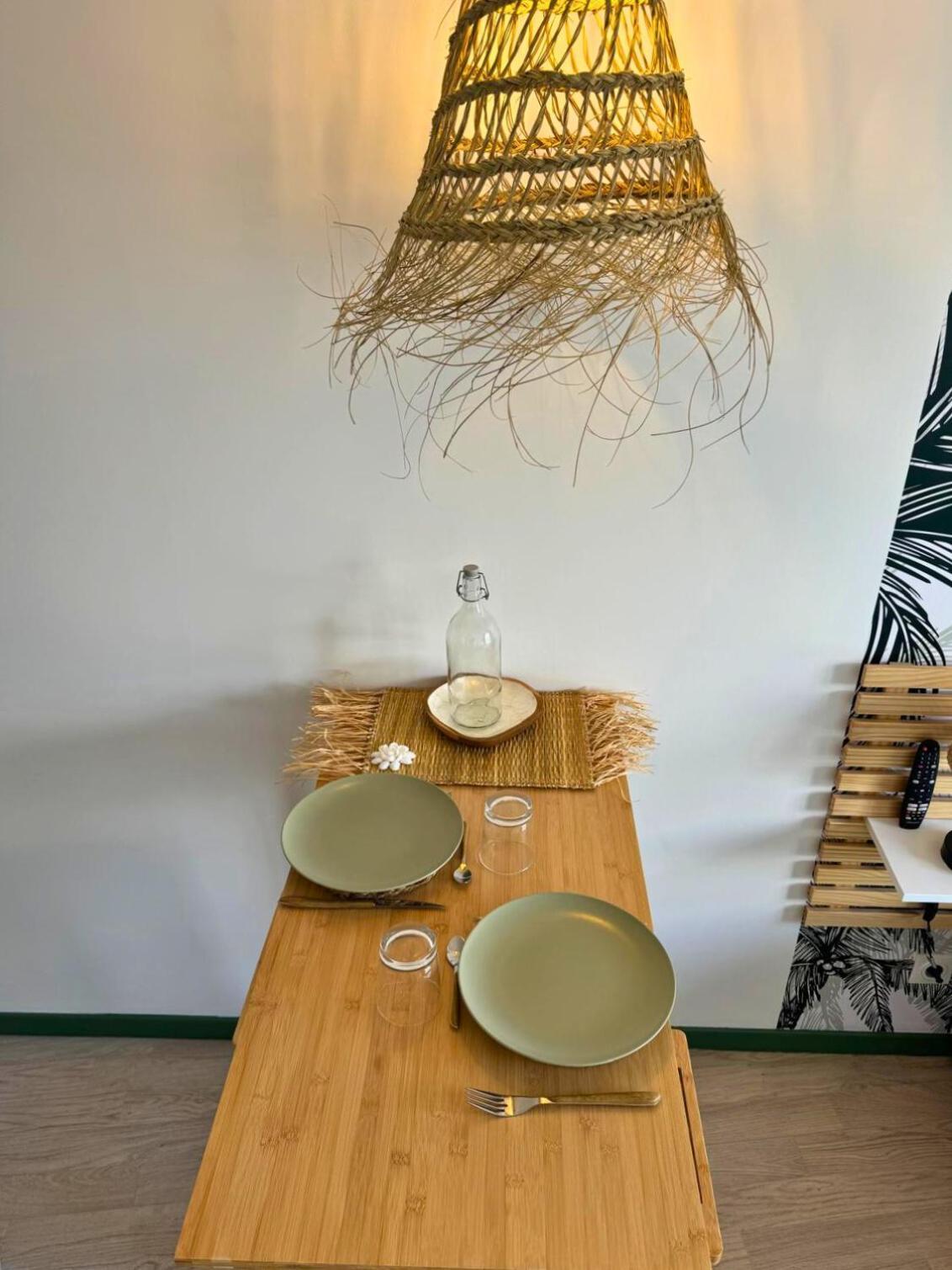 Oasis - Wifi, Clim, Vue, Equipe Appartement Lourdes Buitenkant foto